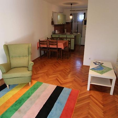 Apartment Gita Malinska Ngoại thất bức ảnh
