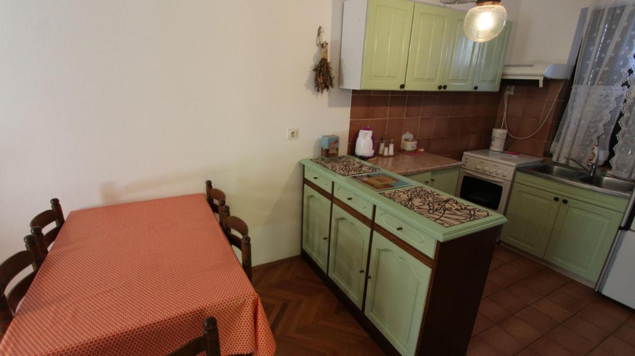 Apartment Gita Malinska Ngoại thất bức ảnh