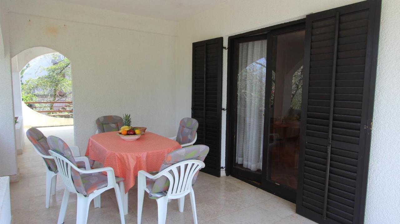 Apartment Gita Malinska Ngoại thất bức ảnh